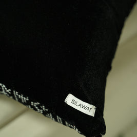 Black Pearl Velvet Cushion Cover