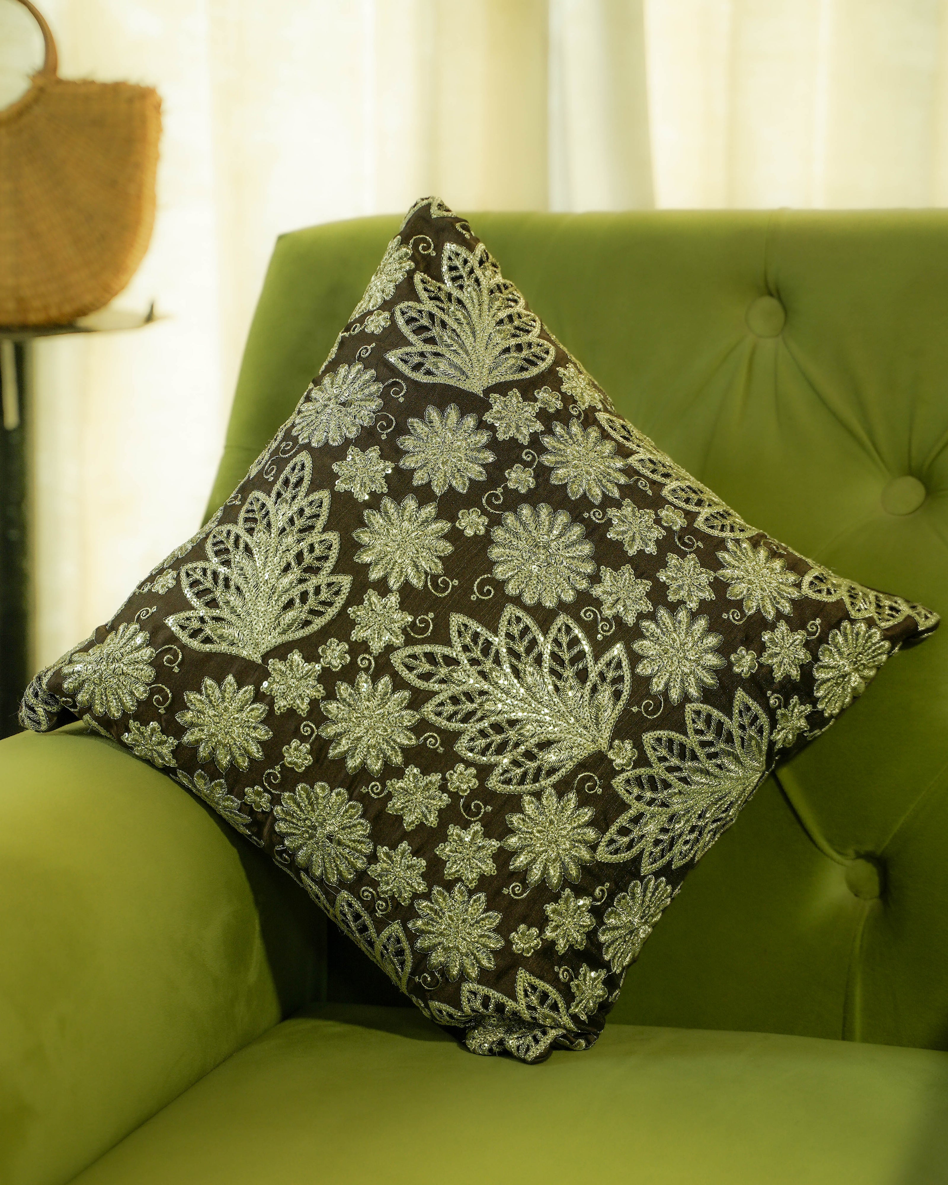 Royal Oak Cushion Cover